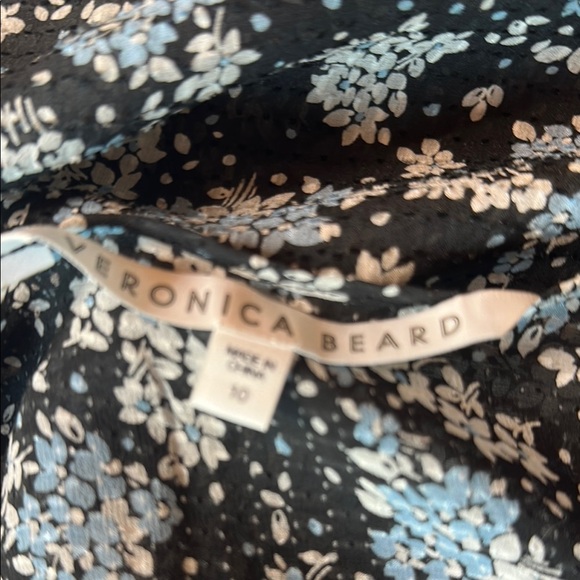 Veronica Beard Black and Blue Floral Long Sleeve Silk Blouse Size 10 - Picture 2 of 5